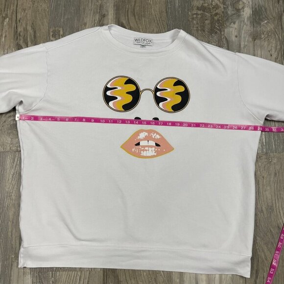 Wildfox Oversize Sweatshirt Medium White Womens Face Sunglasses Lips Pullover - Picture 6 of 7